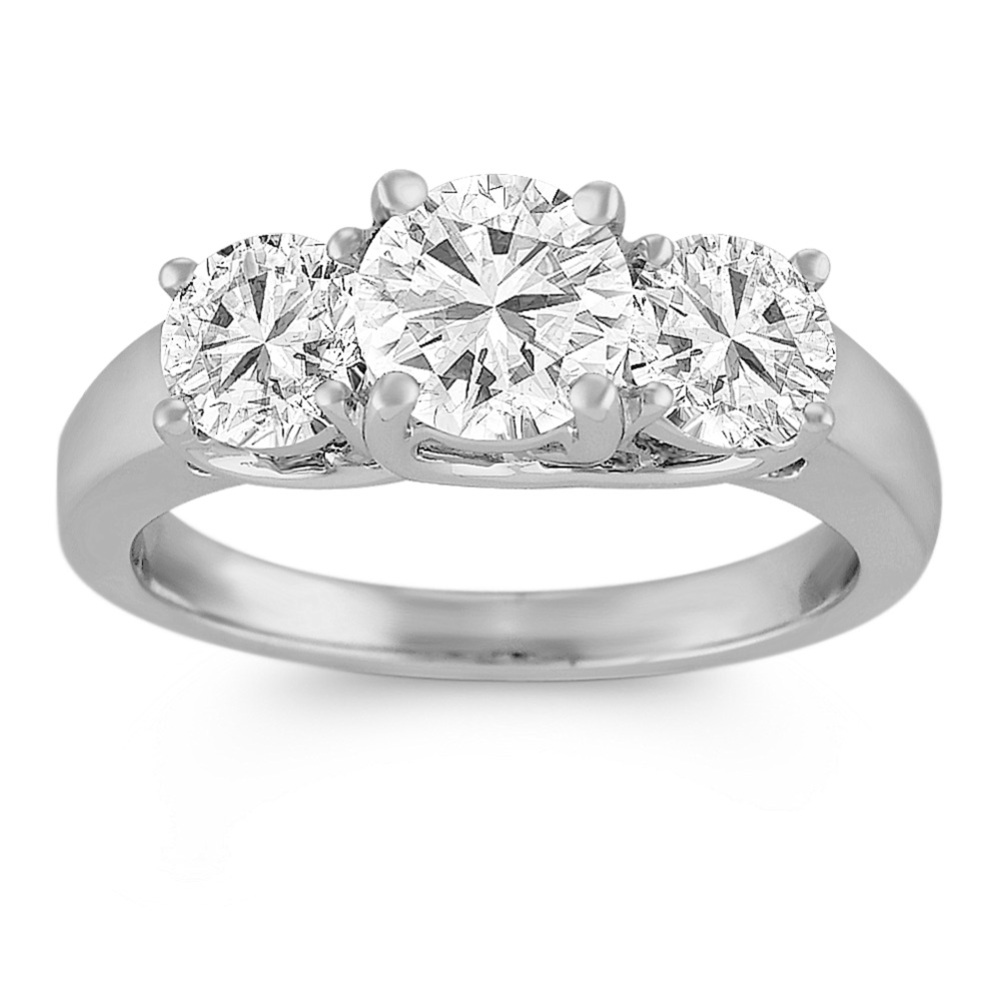 💎.42 ct 3 stone 💍diamond 💎 ring
Classic White Gold Cocktail Ring with 3 Diamonds